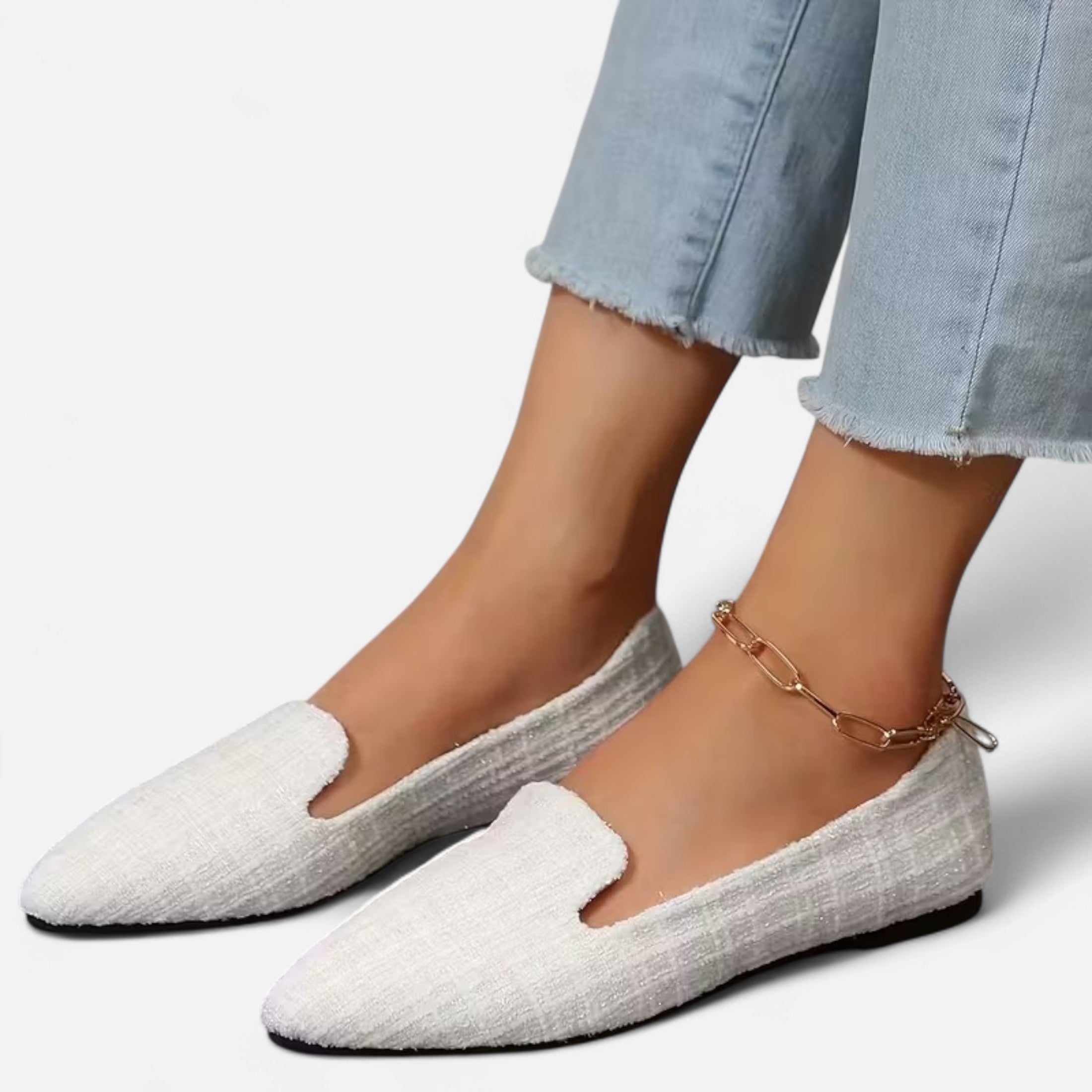 Dorevelle | Women’s Plaid Flats – Pointed Toe Autumn Elegance