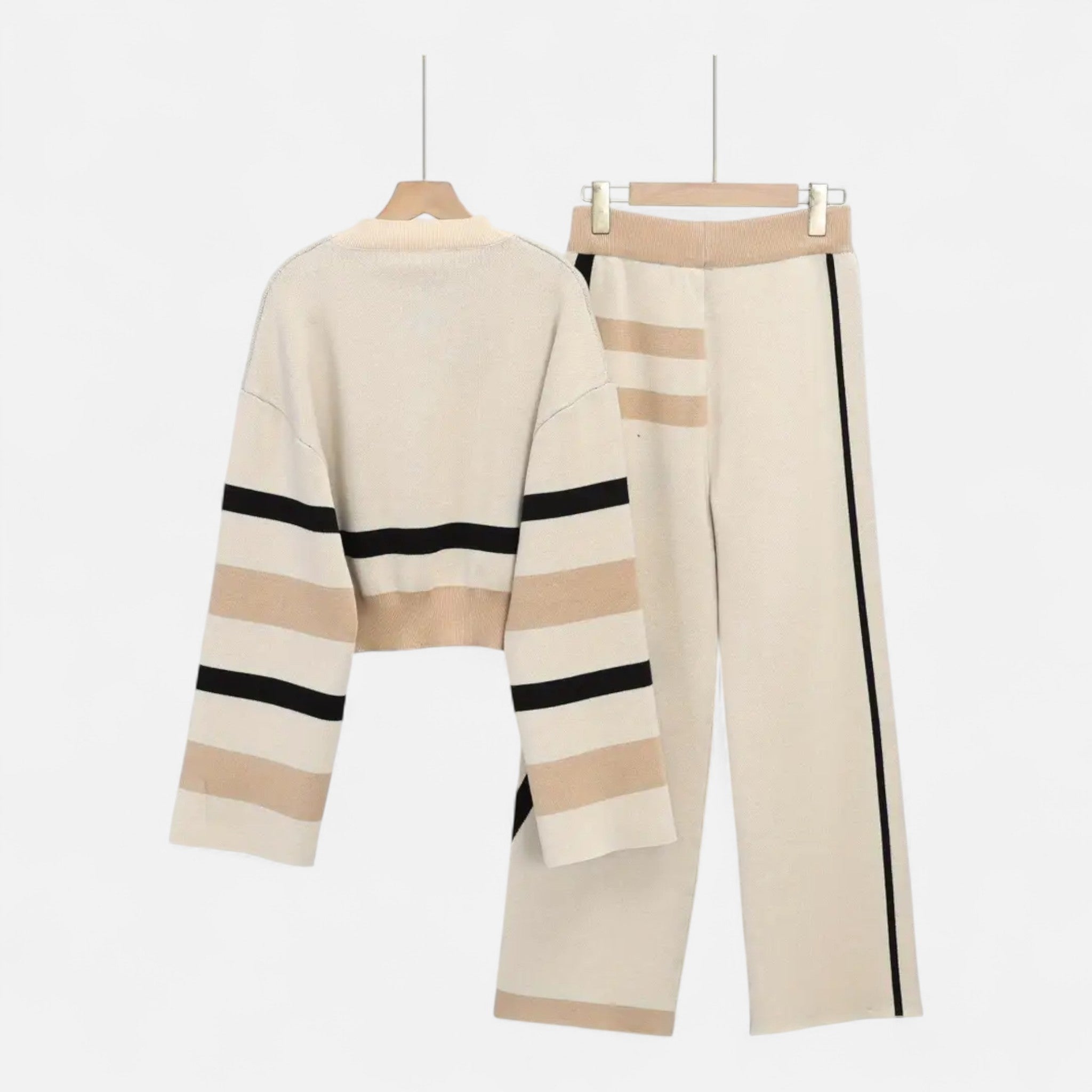 Dorevelle | Women’s Plaid Sweater Set – Heritage Lounge Elegance