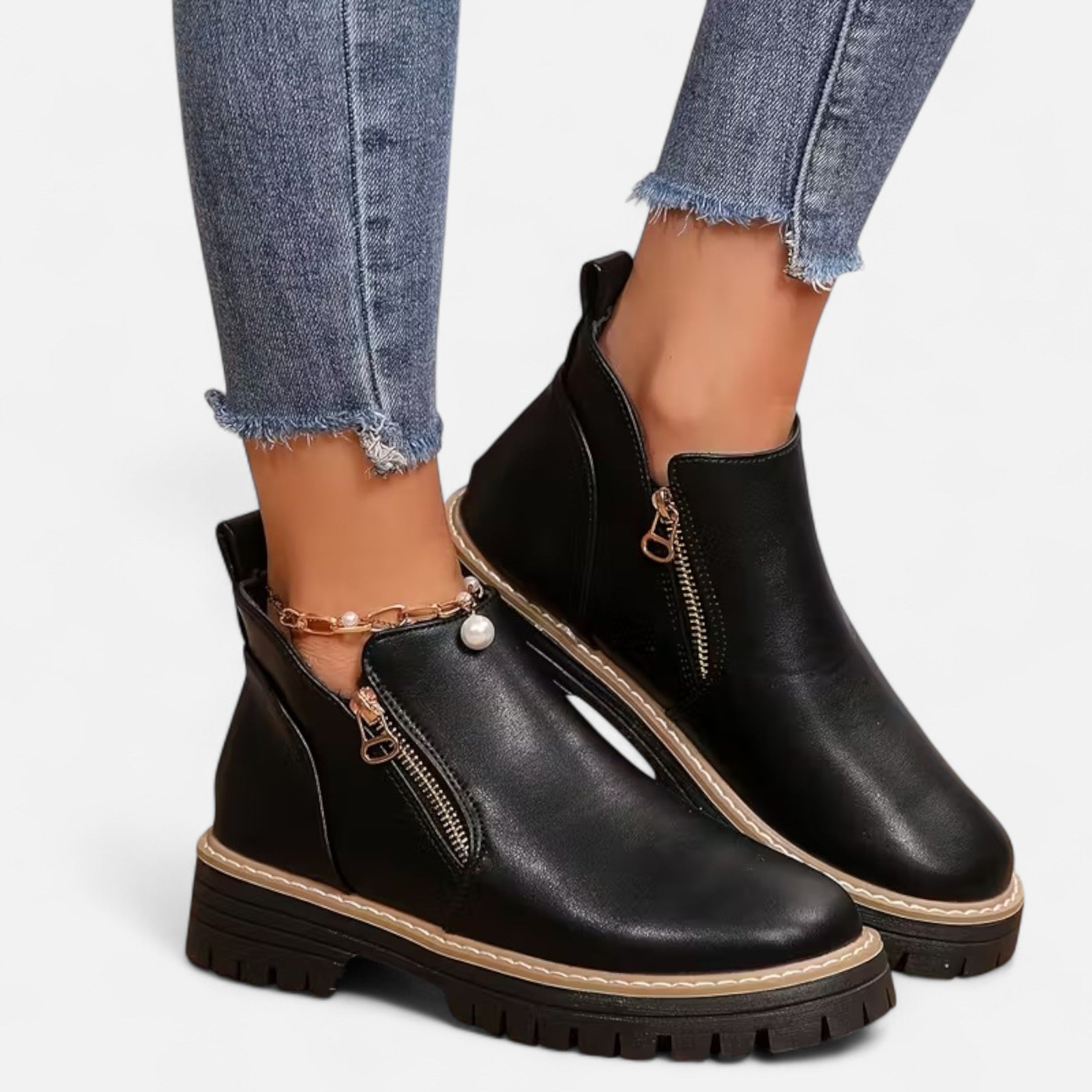Dorevelle | Women’s Chunky Sole Short Boots