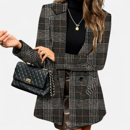 Dorevelle | Women’s Classic Coat – Houndstooth Timeless Sophistication