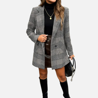 Dorevelle | Women’s Classic Coat – Houndstooth Timeless Sophistication