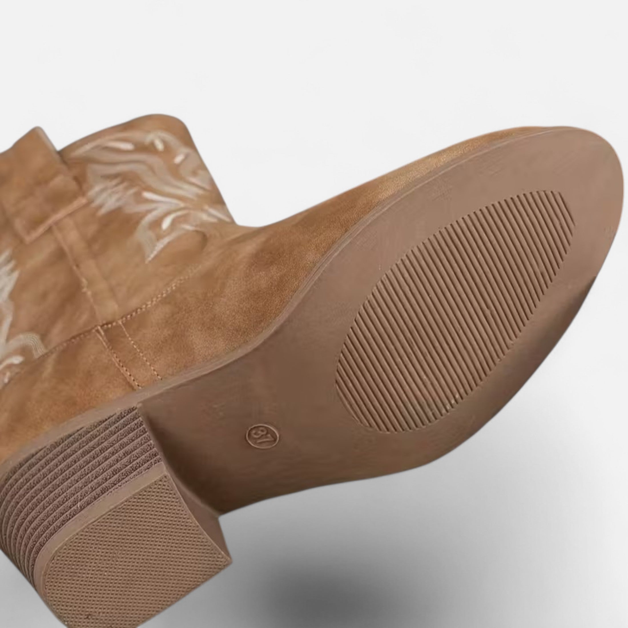 Dorevelle | Women’s Suede Cowboy Boots – Vintage Chunky Heel